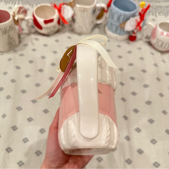 SOLD - Rae Dunn Christmas Mug - Picture 4 of 9